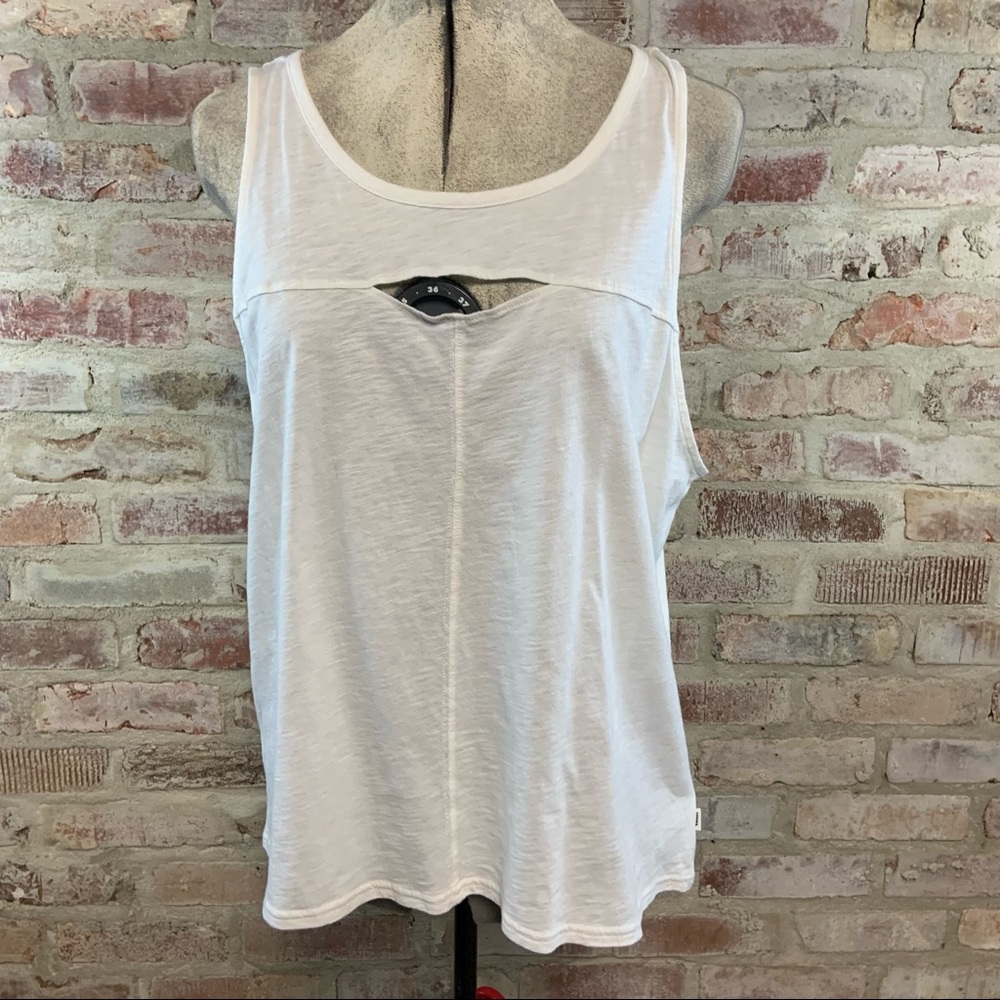 Van’s white tank top XL